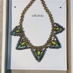 Stella & Dot Palmia Necklace